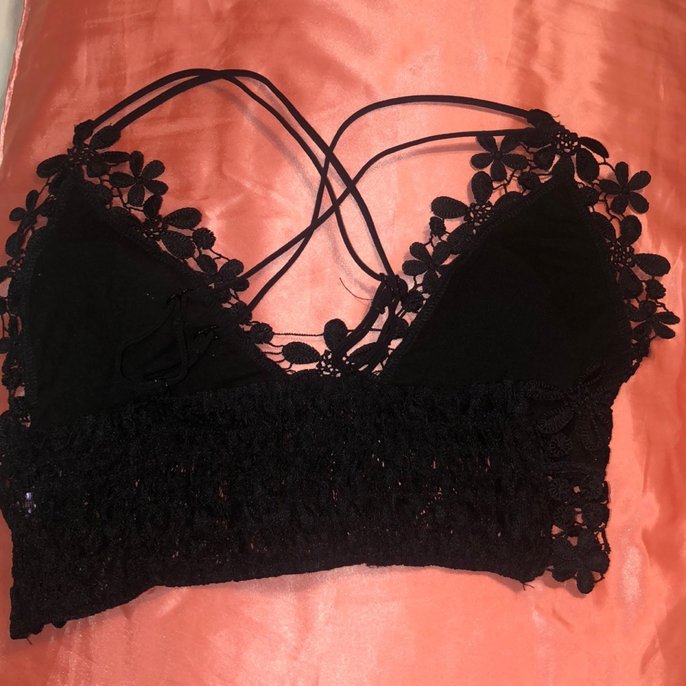 crop top - Picture 2 of 3